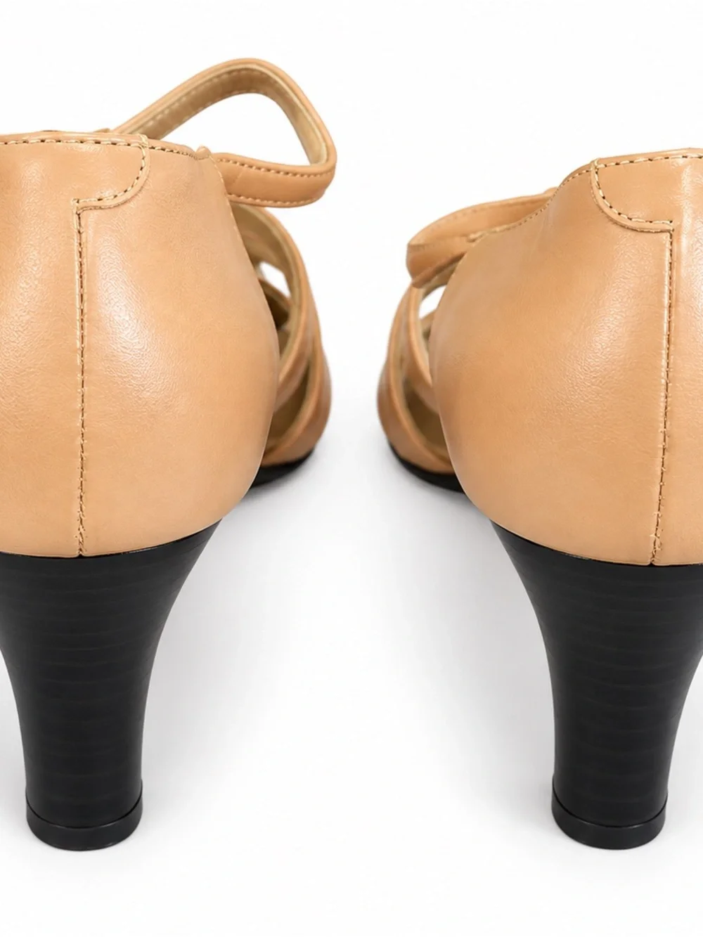 AEROSOLES women’s tan